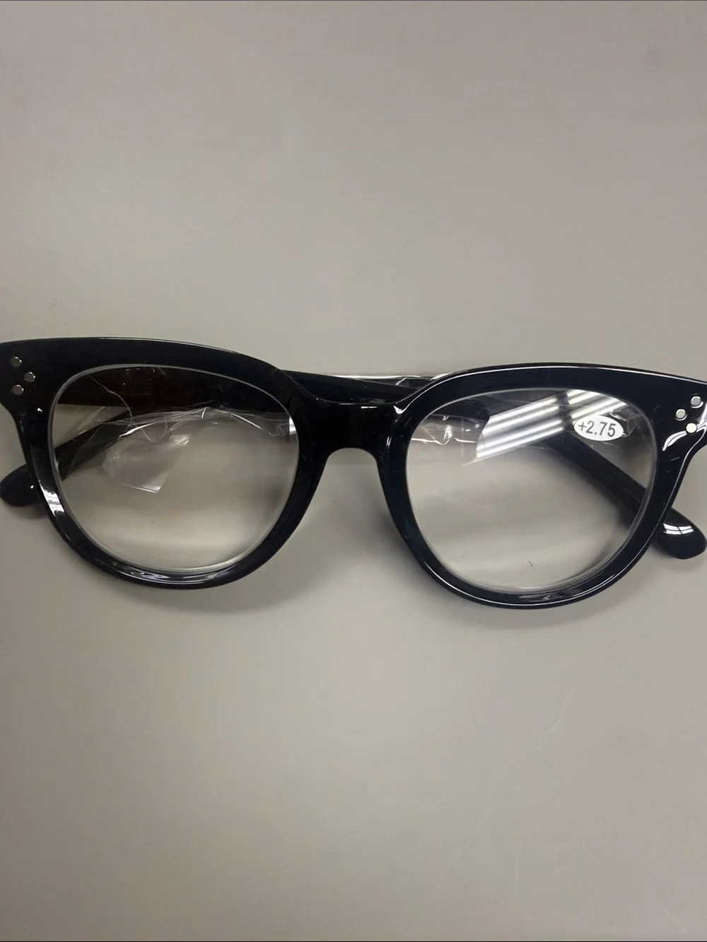 Classic Black Round Reading Glasses (+2.75)
